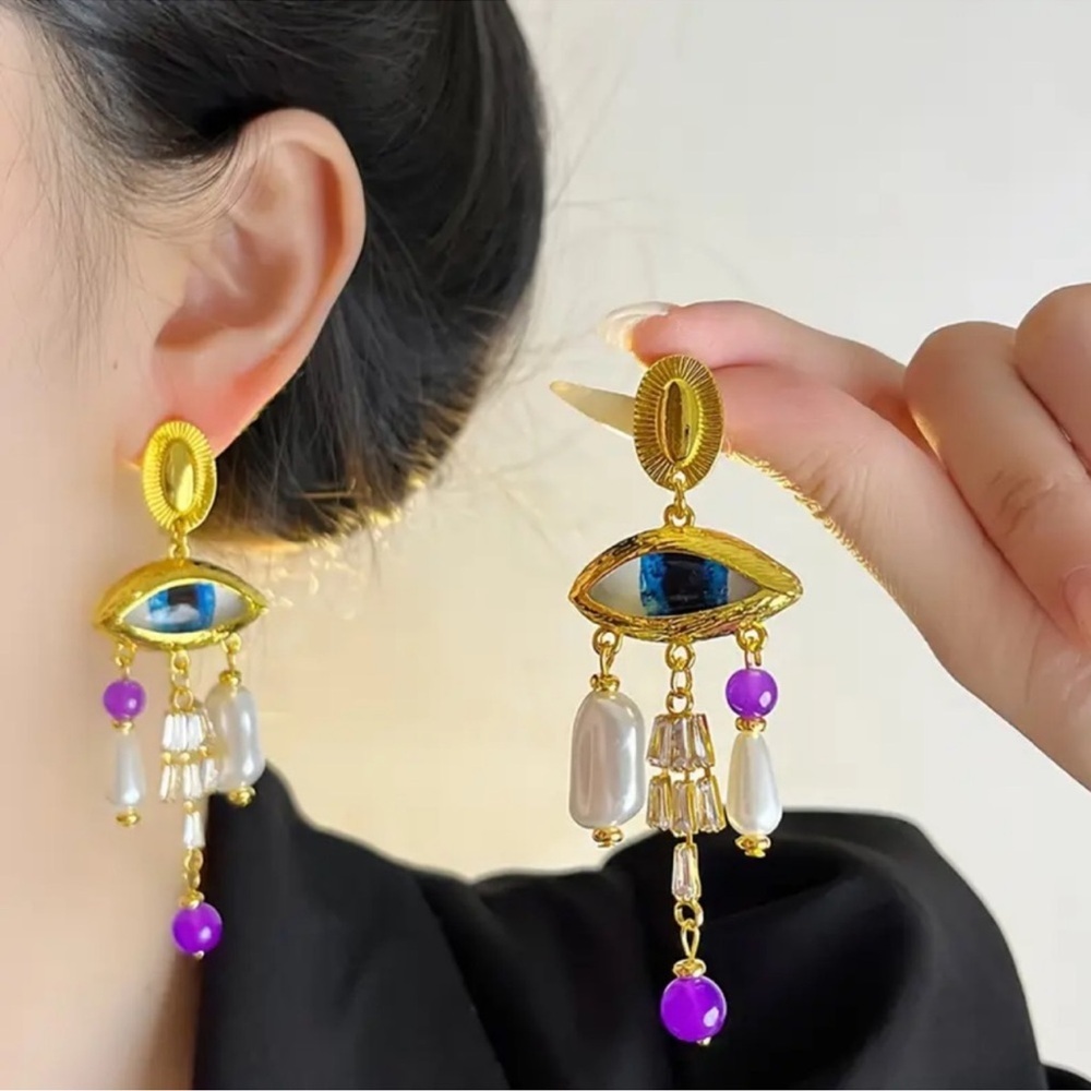 Brand NEW❗️ Vintage Evil Eye Lucky Earrings. Elegant Gaze Protective Earrings. 🧿 - Picture 4 of 5